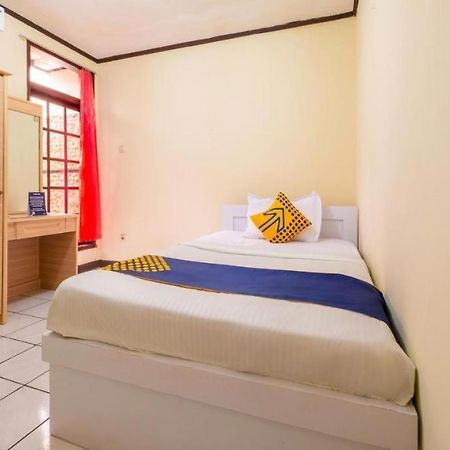 Super Oyo 2672 Bee M Syariah Hotel Bandung Buitenkant foto