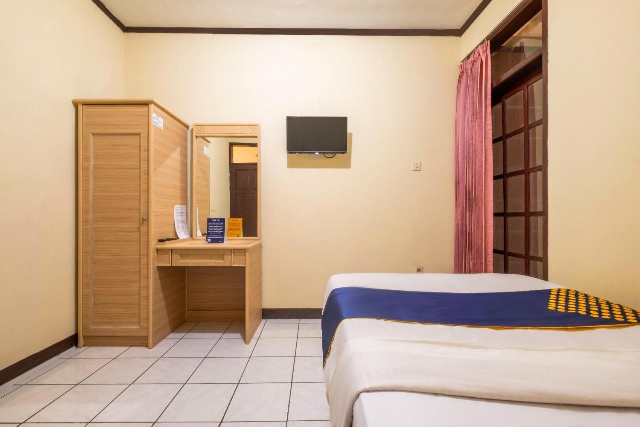 Super Oyo 2672 Bee M Syariah Hotel Bandung Buitenkant foto