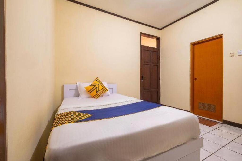 Super Oyo 2672 Bee M Syariah Hotel Bandung Buitenkant foto
