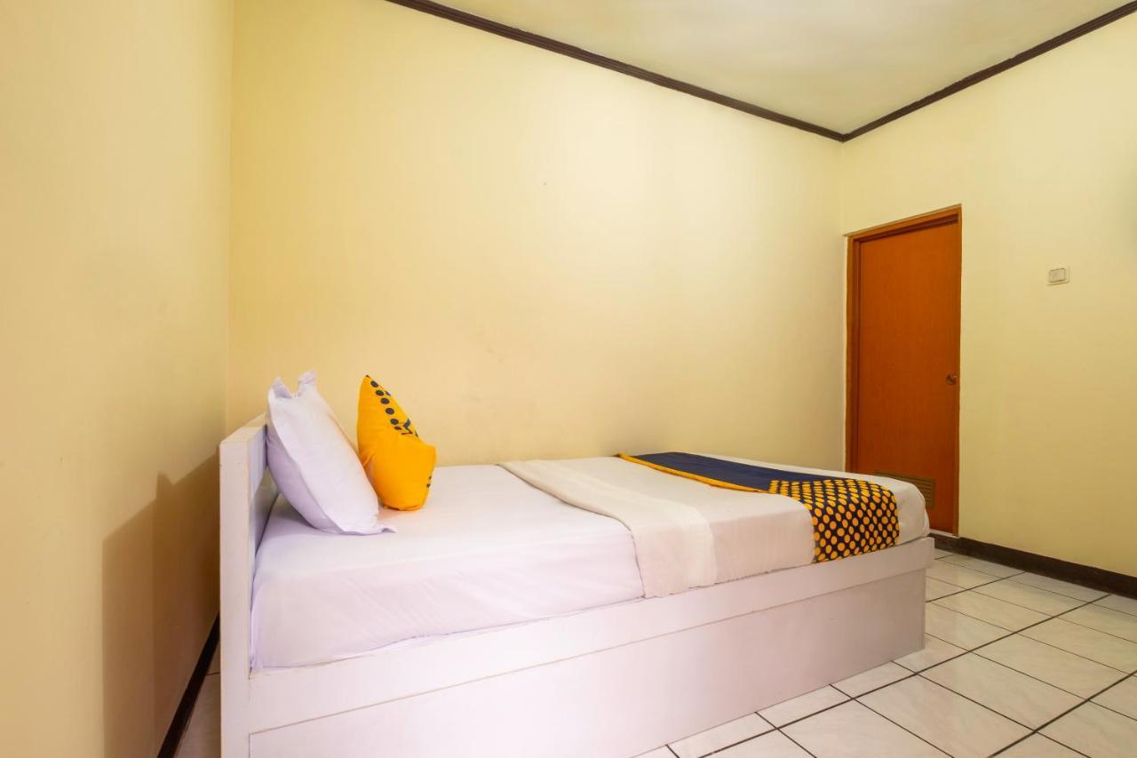 Super Oyo 2672 Bee M Syariah Hotel Bandung Buitenkant foto