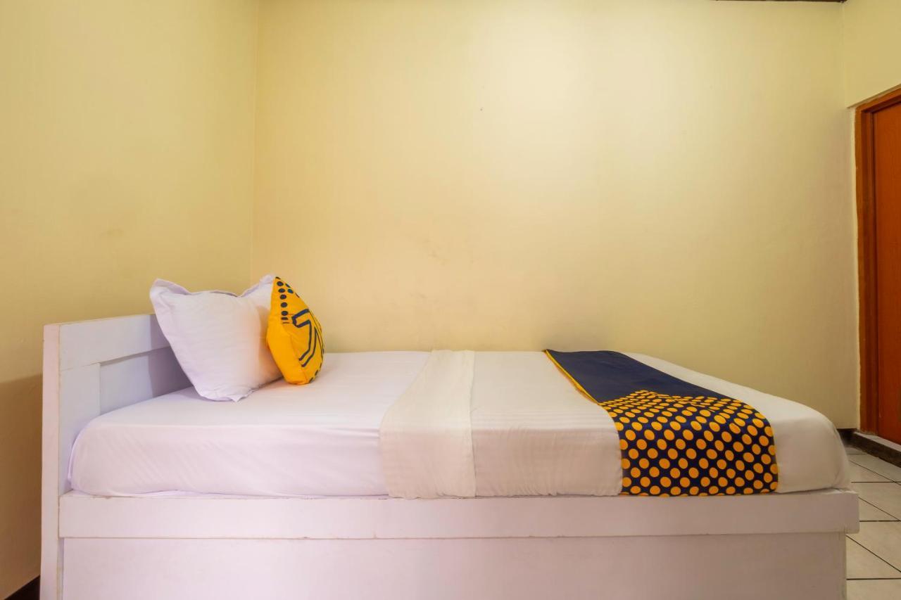 Super Oyo 2672 Bee M Syariah Hotel Bandung Buitenkant foto